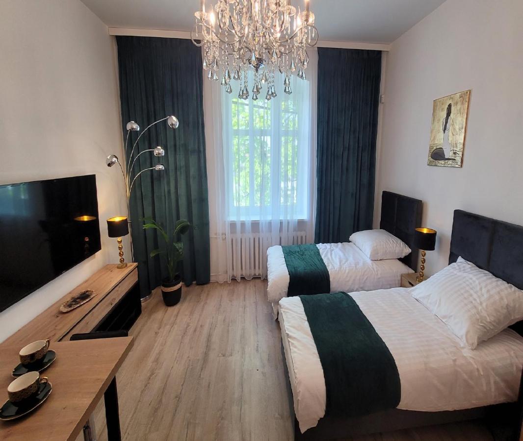 Good Day Apartment Centrum Katowice Buitenkant foto